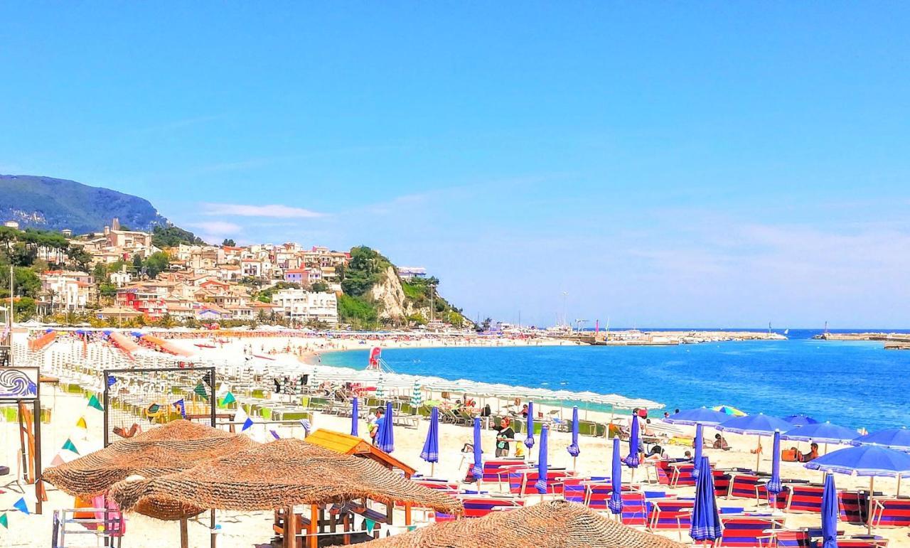 Agriturismo Rosa Antica Monte San Vito Екстер'єр фото